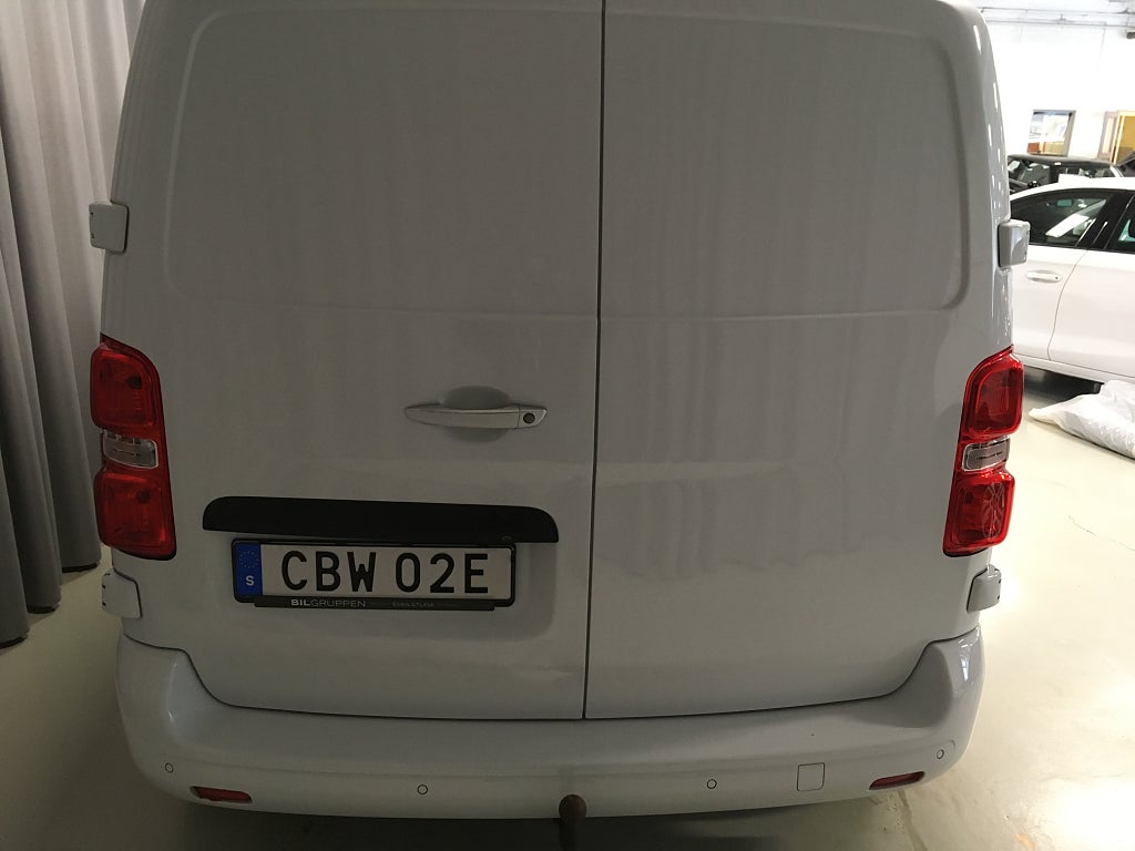 Car Image car-46963-12a17ebed1deacd3f7aee52a491b0763