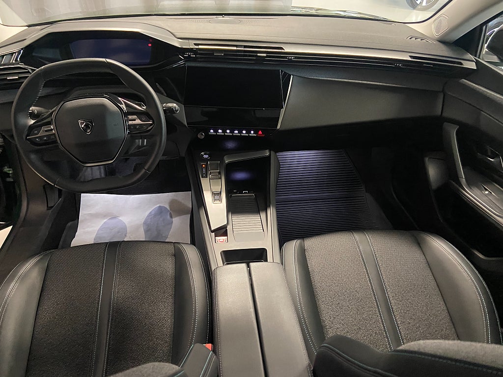 Car Image car-48297-b96e84b1bbc64ce4f2524bcecd216d3b