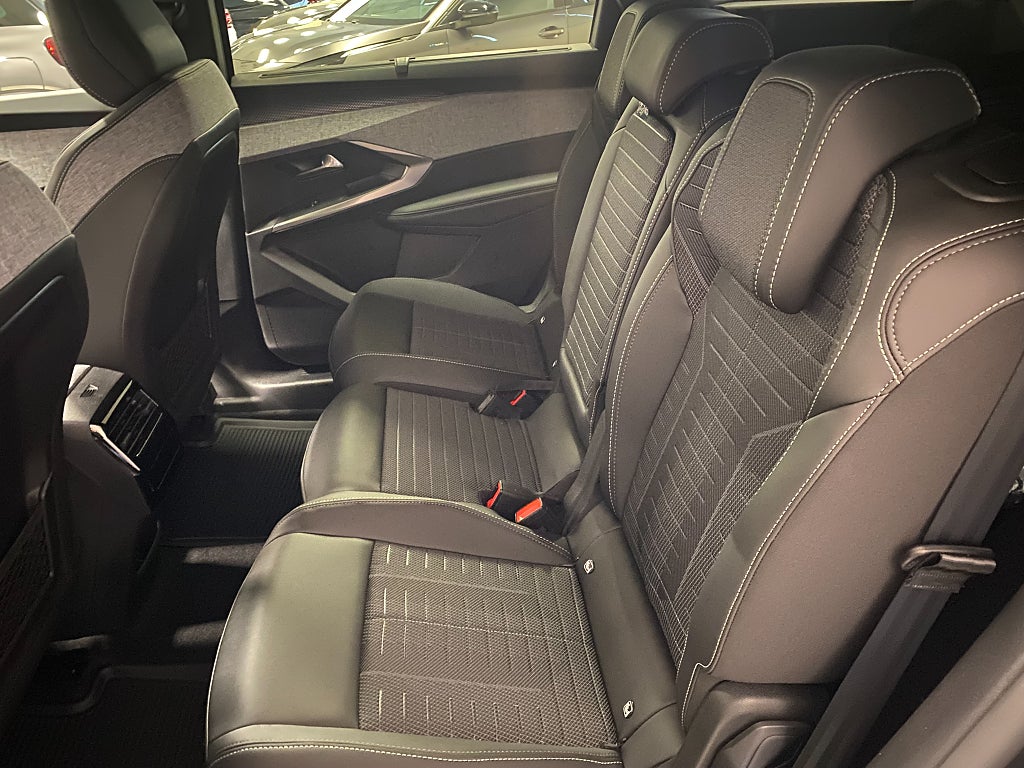 Car Image car-48476-43d56471c9a2a97483b1f8637006130f