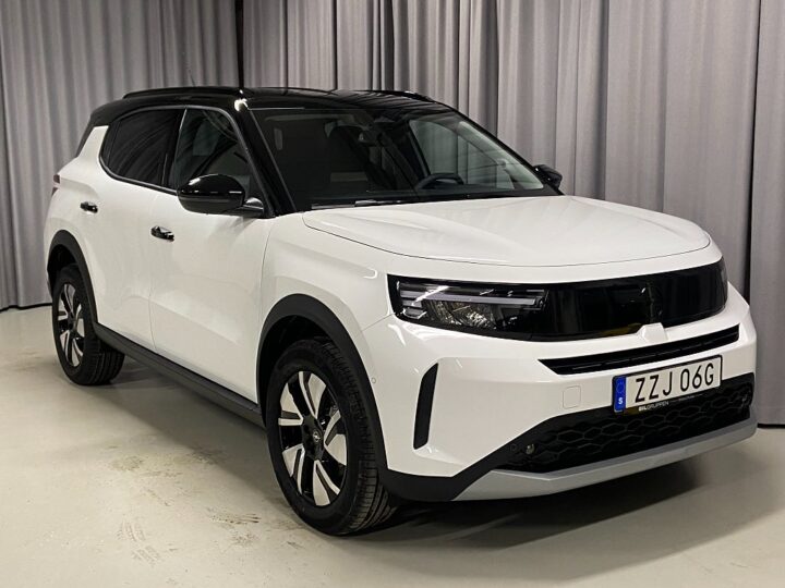 Car Image car-48646-ee8d44422fe54e338846c7618d5fdfde