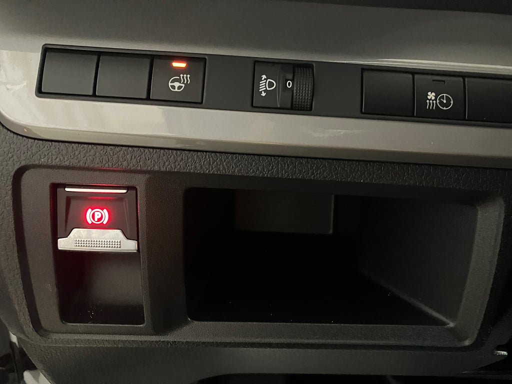 Car Image car-60306-1109497808e44ac9b5d09004a30577e9