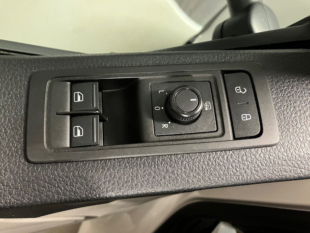 Car Image car-60368-2e6a174e15de40943f12847574ff79f2