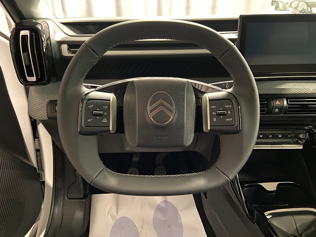 Car Image car-60532-78d76b10022bb353f19ffa3662f197f3