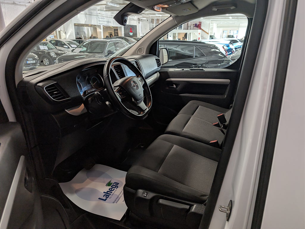 Car Image car-61048-0e2fdc9f1a82911b1b9cfb7ba3eaa397