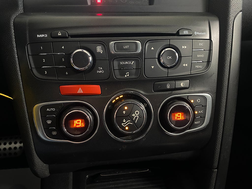 Car Image car-61314-8c6bfa9ddc3a6b395504869e55926a1d