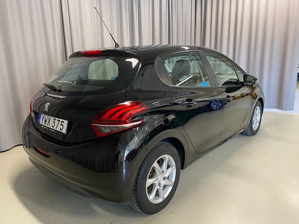 Car Image car-61523-d3bd4c69877015672a70a568f6cca4ed