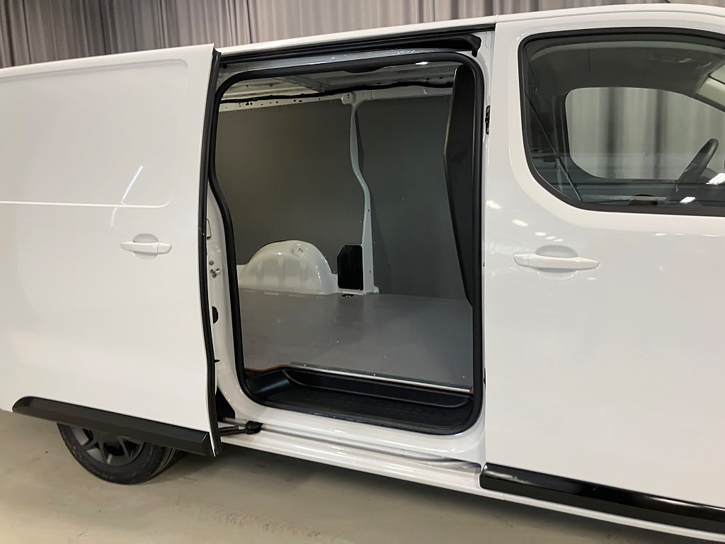 Car Image car-62548-502dbaded869d44de2179a84921213e9