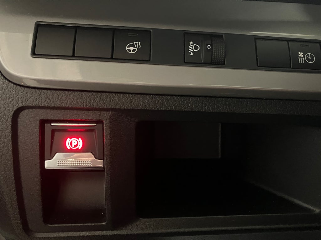 Car Image car-62548-fcf464db6bb6801bf0add61fe54e2ad6