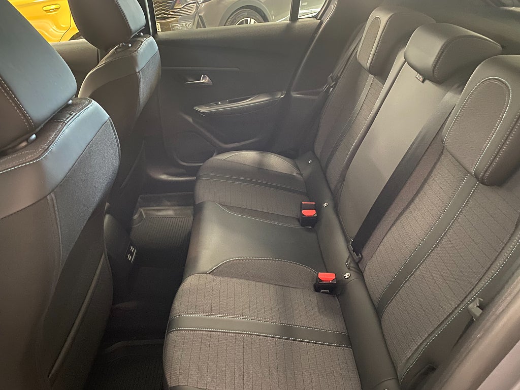 Car Image car-62678-642251b29561144ab9f02cad2bfdb1dc