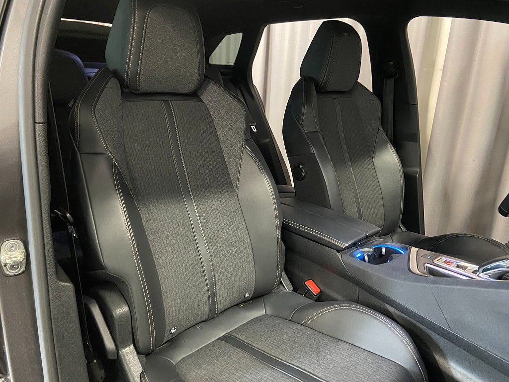 Car Image car-63209-1155afb404ef16b649c75d713e046cc1