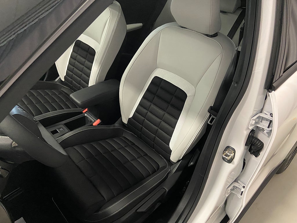 Car Image car-63257-5836bcd4af2c095d6f557123097d6acd