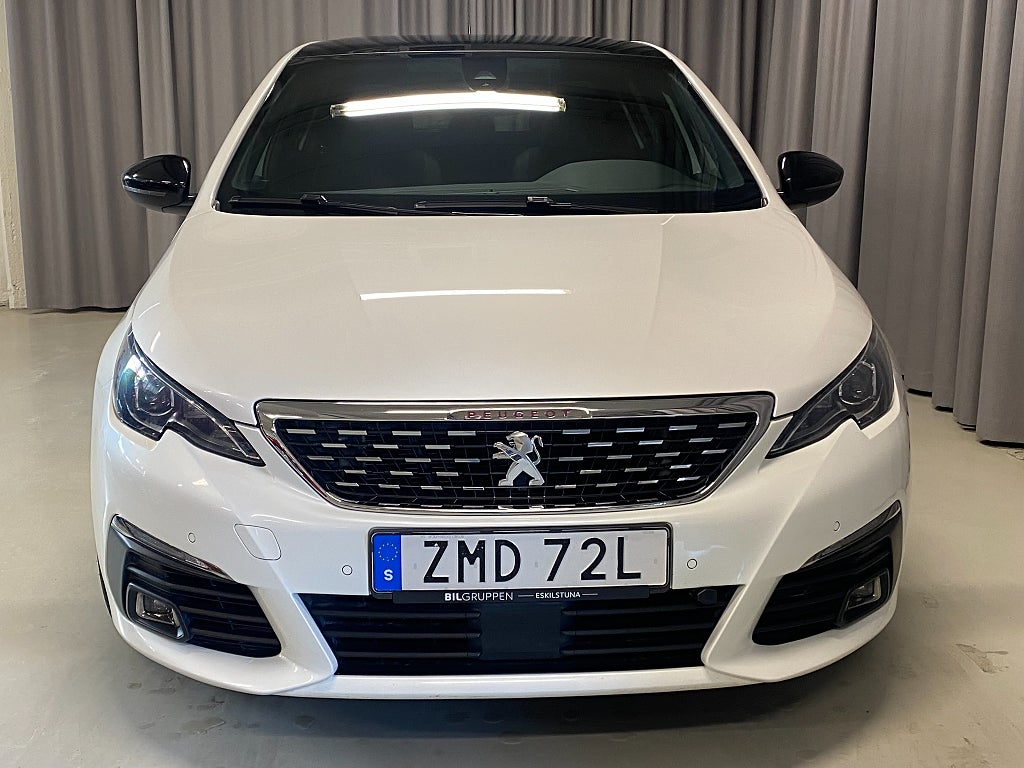 Car Image car-63274-e7cf441bd2b34aab767b191c247e35e8