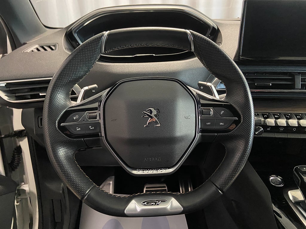 Car Image car-63303-8d30cb2f0df21f12b3006cfd4fb07537