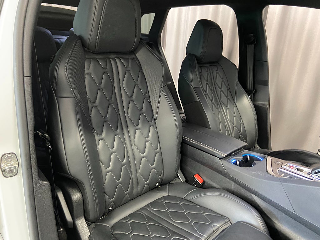 Car Image car-63303-b8dc9a89d99ca66bb8034b50e857c64e