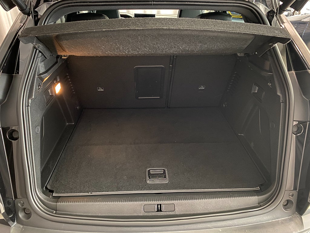 Car Image car-63368-63495ab7ec12562bad132bb5f1c055aa