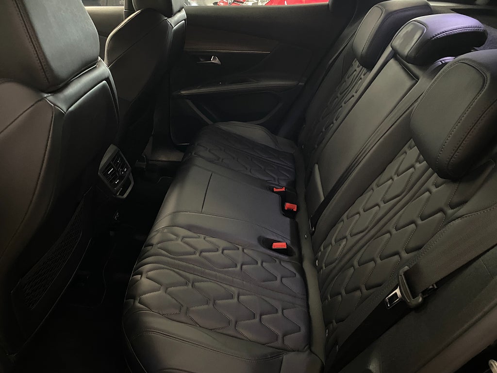 Car Image car-63368-f685e37804fed3117a6f634c66a307d8