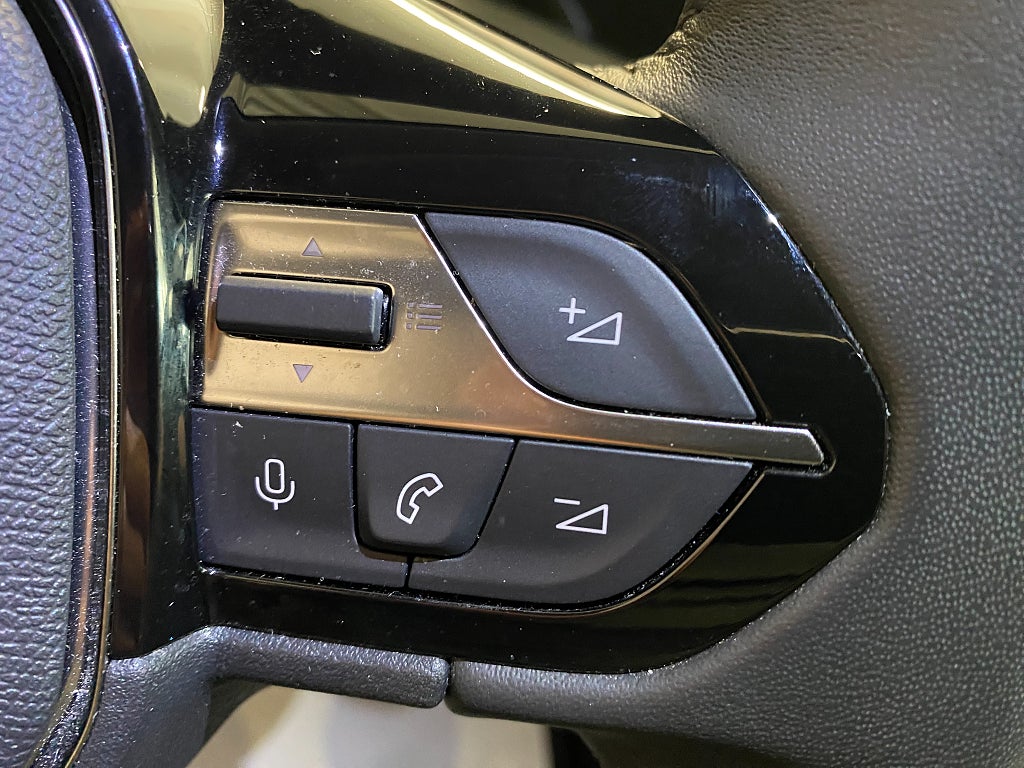 Car Image car-63396-e474e07f55427b5610e1ca542d03549a