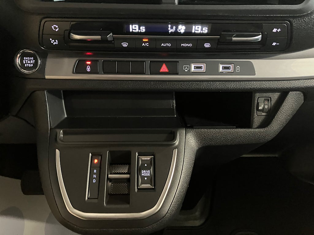 Car Image car-63651-5b520c00499d48191ccb10b65d379d50