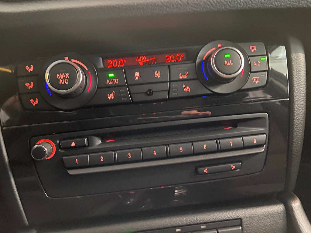 Car Image car-63739-677b7f7c9c32b4f6df57d48a2a54824c