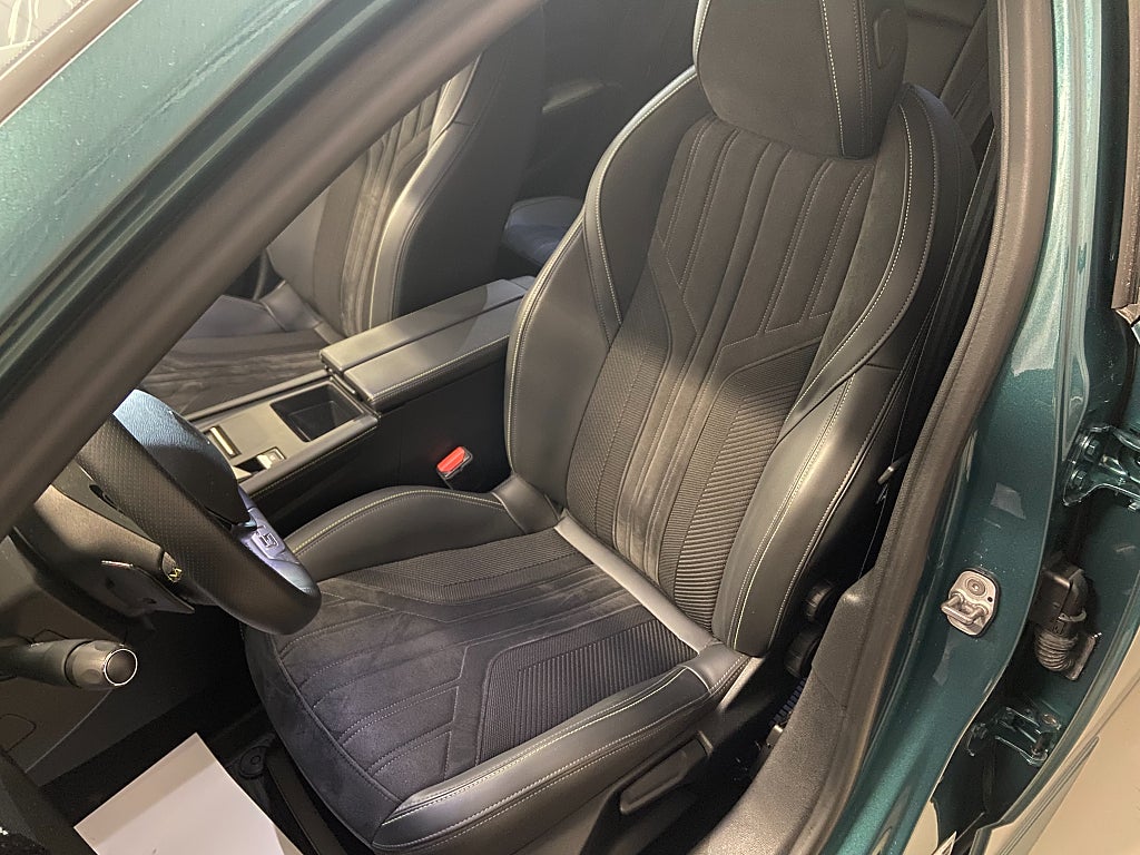 Car Image car-63860-3853f3e34e7a871bf47fca3f541f7df3