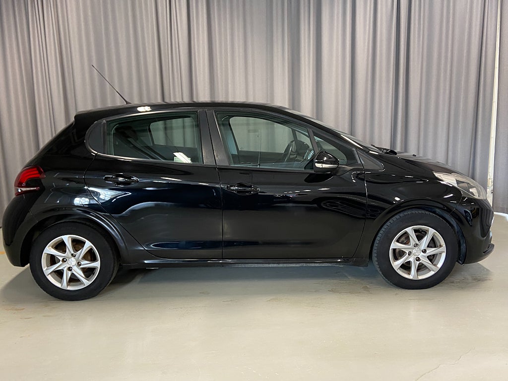 Car Image car-63920-619398c7405bf665178c666c25ea64ba