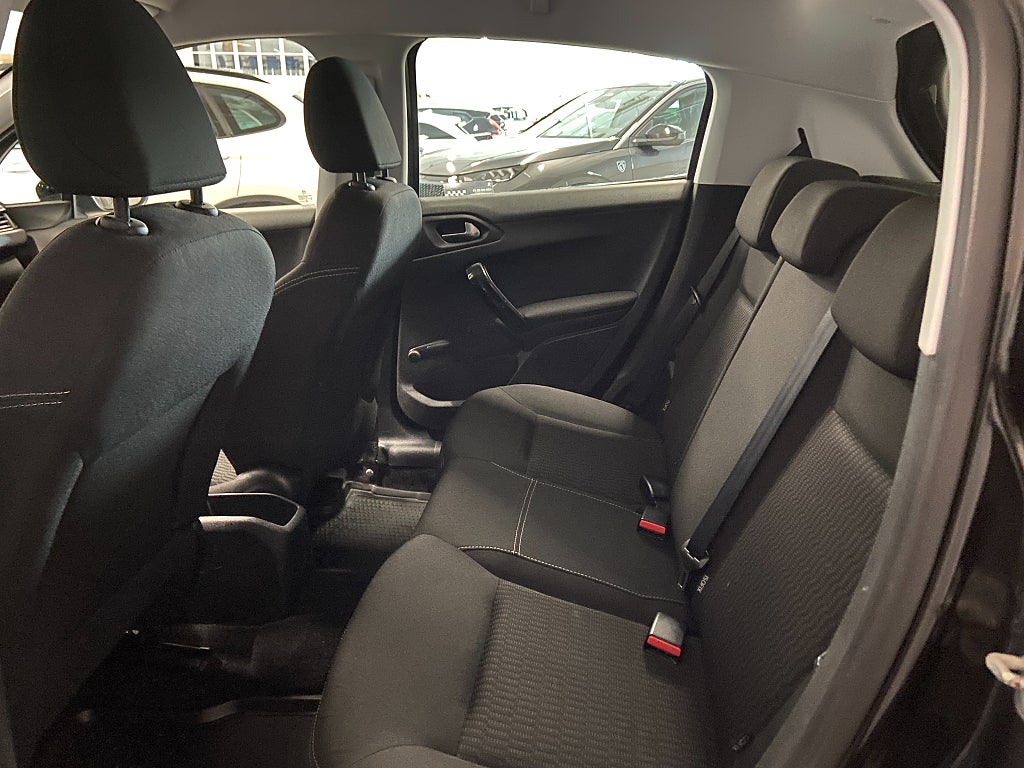 Car Image car-63920-6f74dec5b046c2c9a99789c97ef7d370
