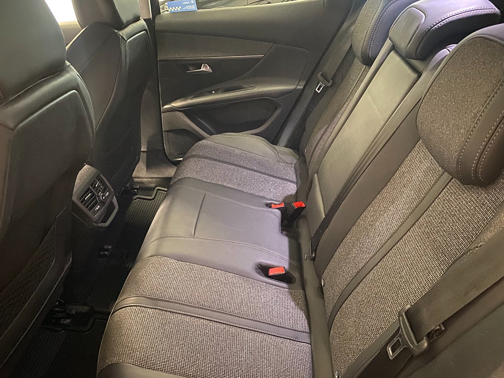 Car Image car-64061-d1c42144d2feda536ea1d643b32188e8
