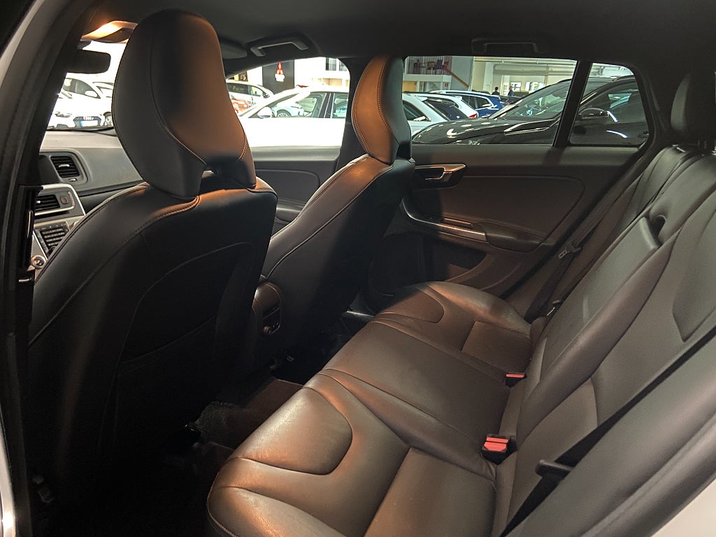 Car Image car-64086-b8bc28b9b9d76a9e76cc50c00843482d