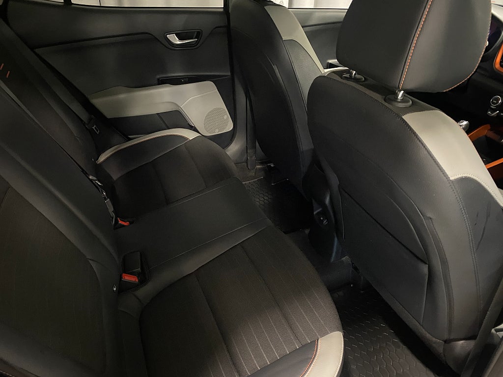 Car Image car-64120-1b78fc073a048e716e377c55172d3b95