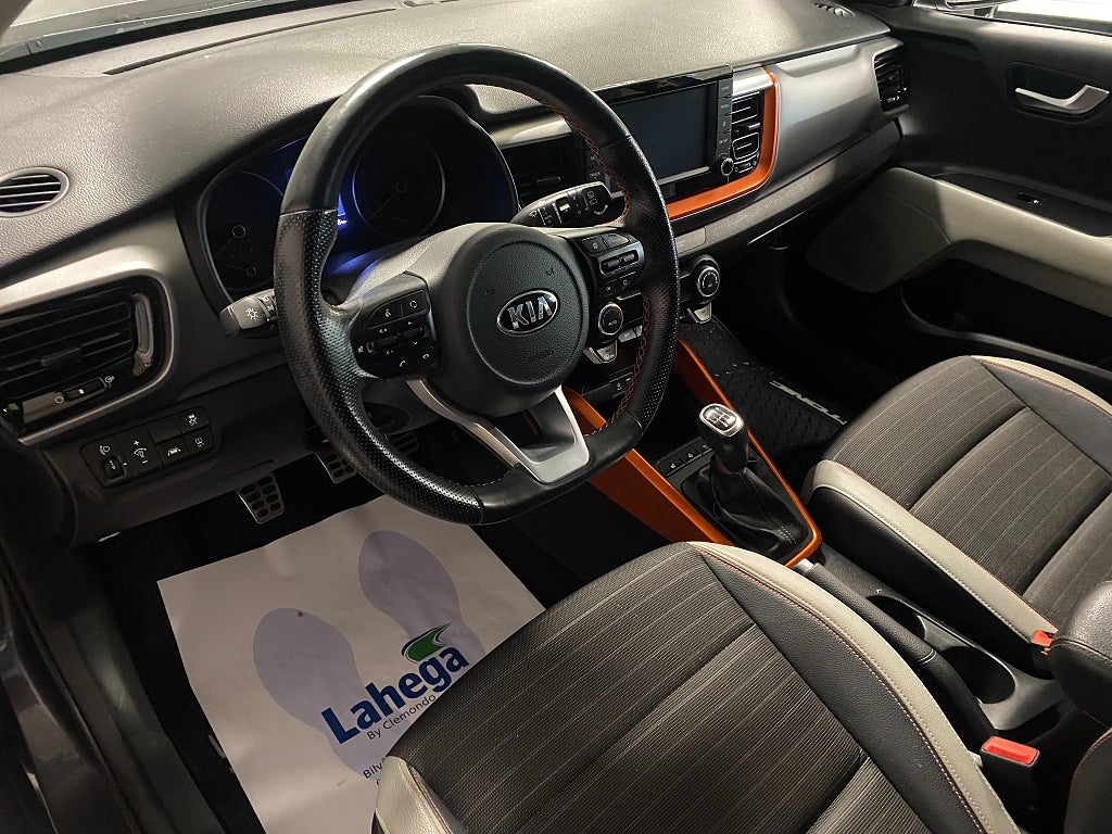 Car Image car-64120-dc51a001df2c1b87f6ac801558de4a24