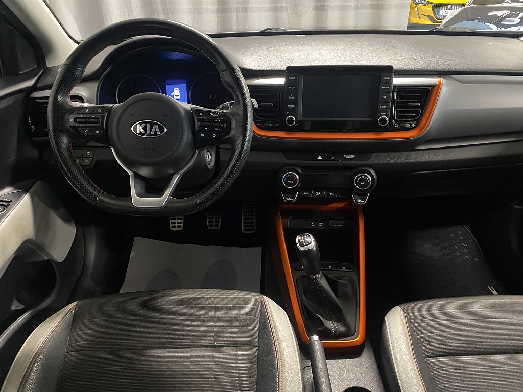 Car Image car-64120-e16d24541f027375e4371e00968b63dc