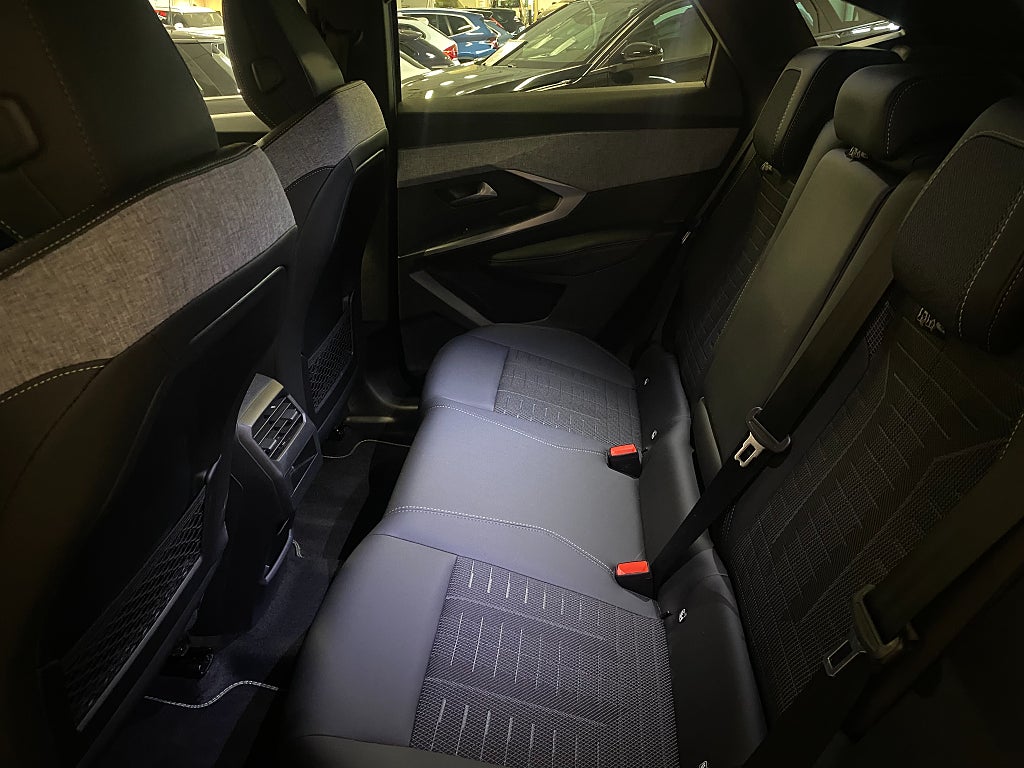 Car Image car-64144-23cb204cc7308391d5c06d3b8eb86d14
