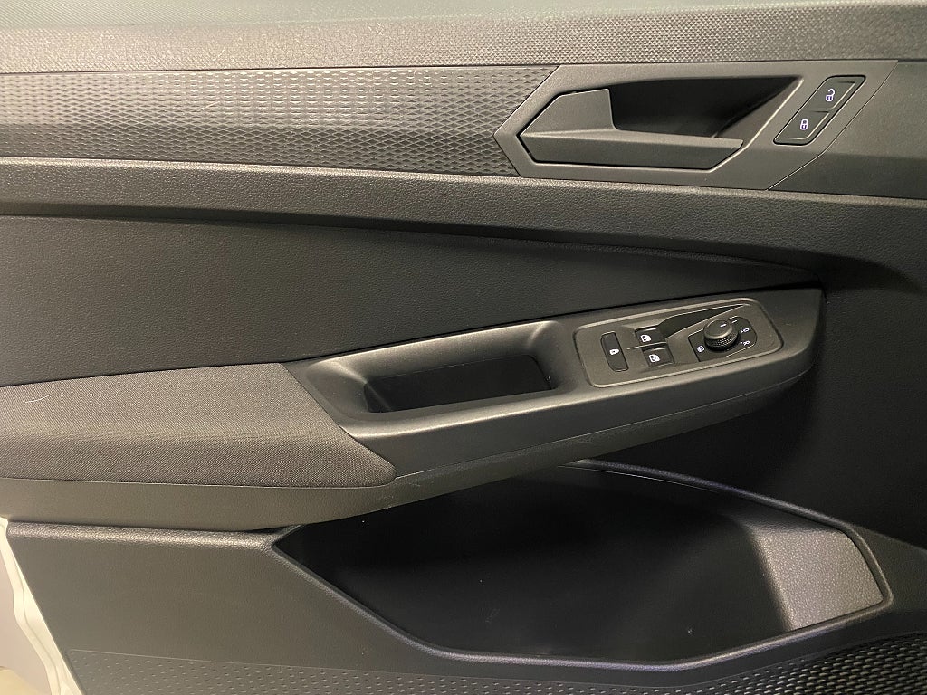 Car Image car-64168-706ed446d8fcef55a7021d59cff517b9