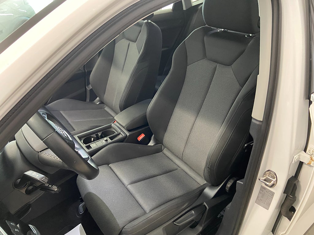 Car Image car-64402-871af799b86cdb53003de23a2d679d0b
