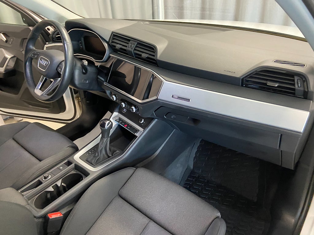 Car Image car-64402-bebfc3461213068f8104a20e5861bbe2