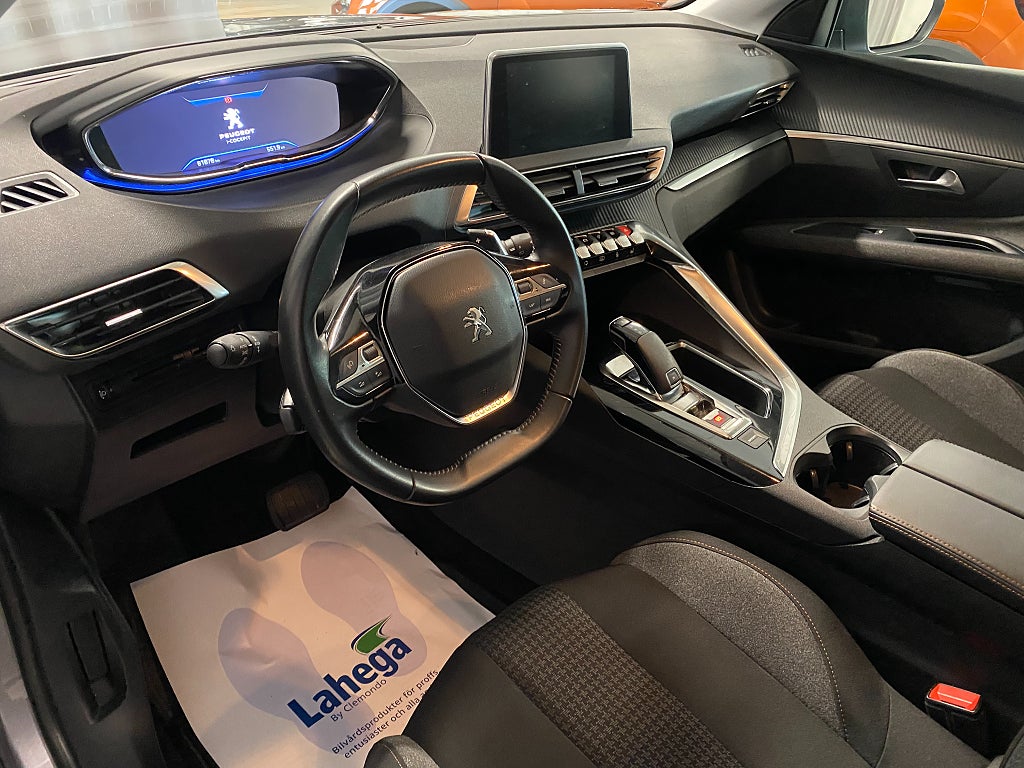Car Image car-64495-1a558062fe32ddde7a9accfe46595b37