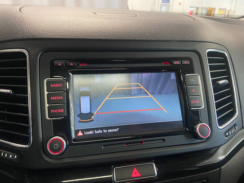 Car Image car-64546-4ff67ce6dd4edb818de1c651d55528b9