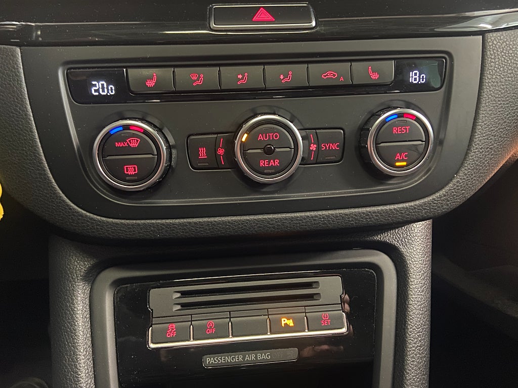 Car Image car-64546-aced29d26bec63eeb4289468c9e87176