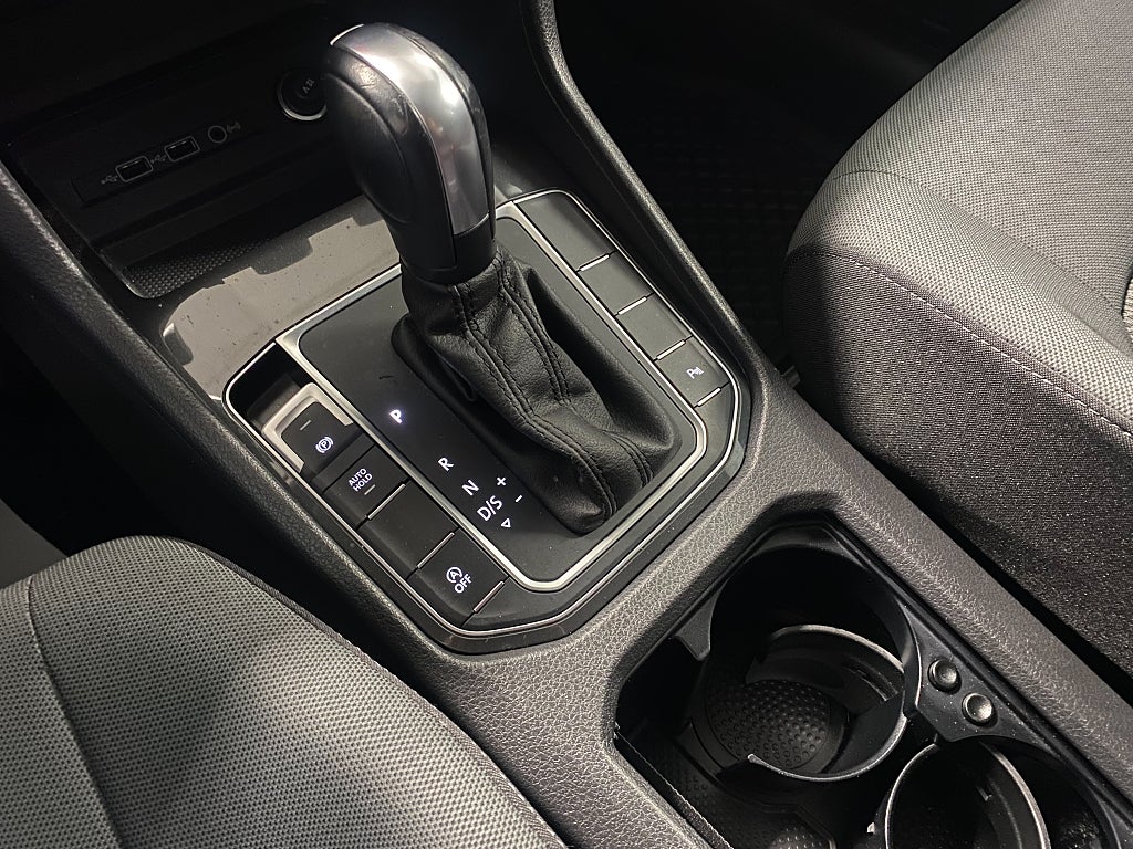 Car Image car-64613-672befbe9826b80e7cf027ced733dfc9