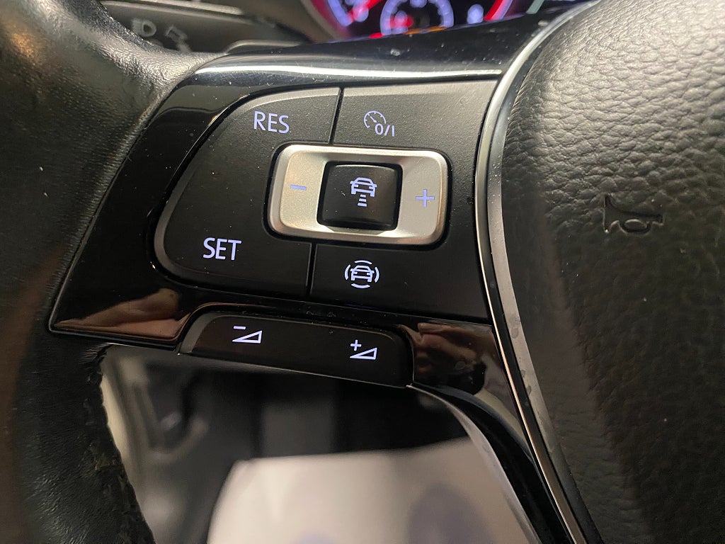 Car Image car-64613-c9d78657fa22e0cf4be512fc4d277e65