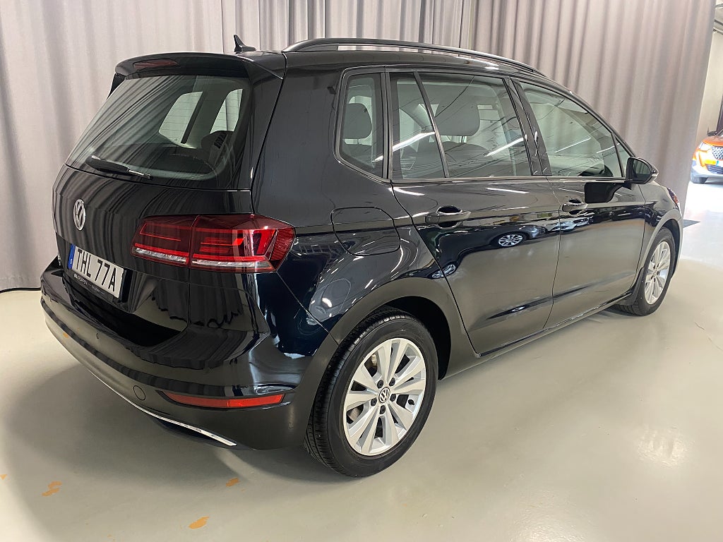 Car Image car-64613-fef013299645785ea465300ccac6f988