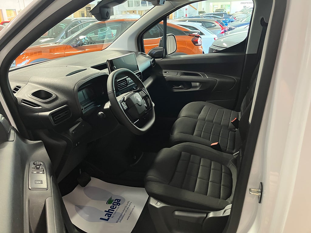 Car Image car-64637-a53488c4c72b32bcef1ff214e4c8d2d0