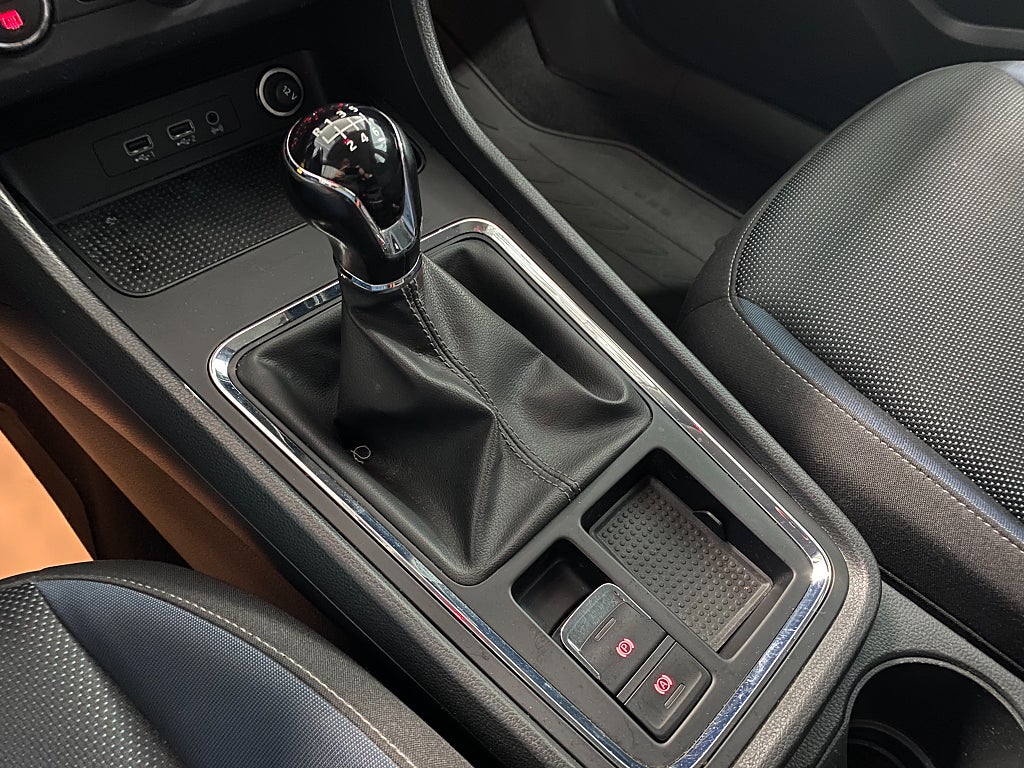 Car Image car-64667-9f4a0598f24b4d2b2be43a62884cc313