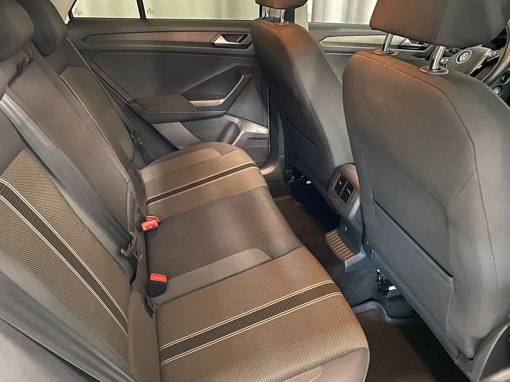 Car Image car-64878-633b6d517afc558df834642c440c0601