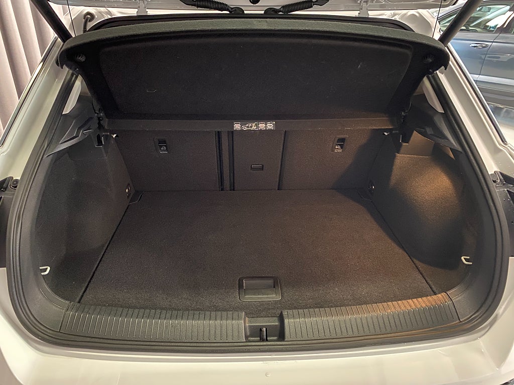 Car Image car-64878-defb4bb6260c462757837402786f5c9e