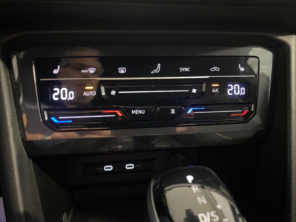 Car Image car-65139-f5628af498aca4a0a29675e15a3dba25