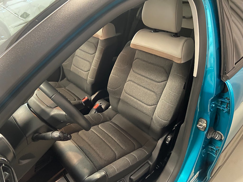 Car Image car-65269-a9e776e0a12319da465ab2fb7b451383