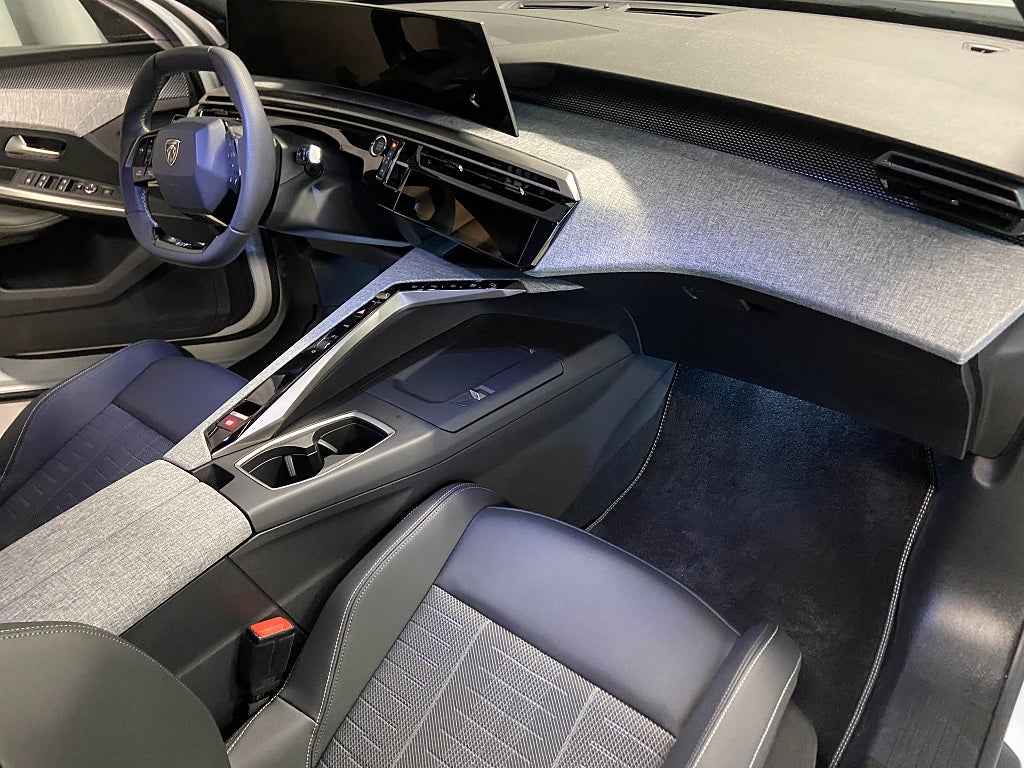 Car Image car-65312-b6669cd39af4cace9e62fd47ae0c9041