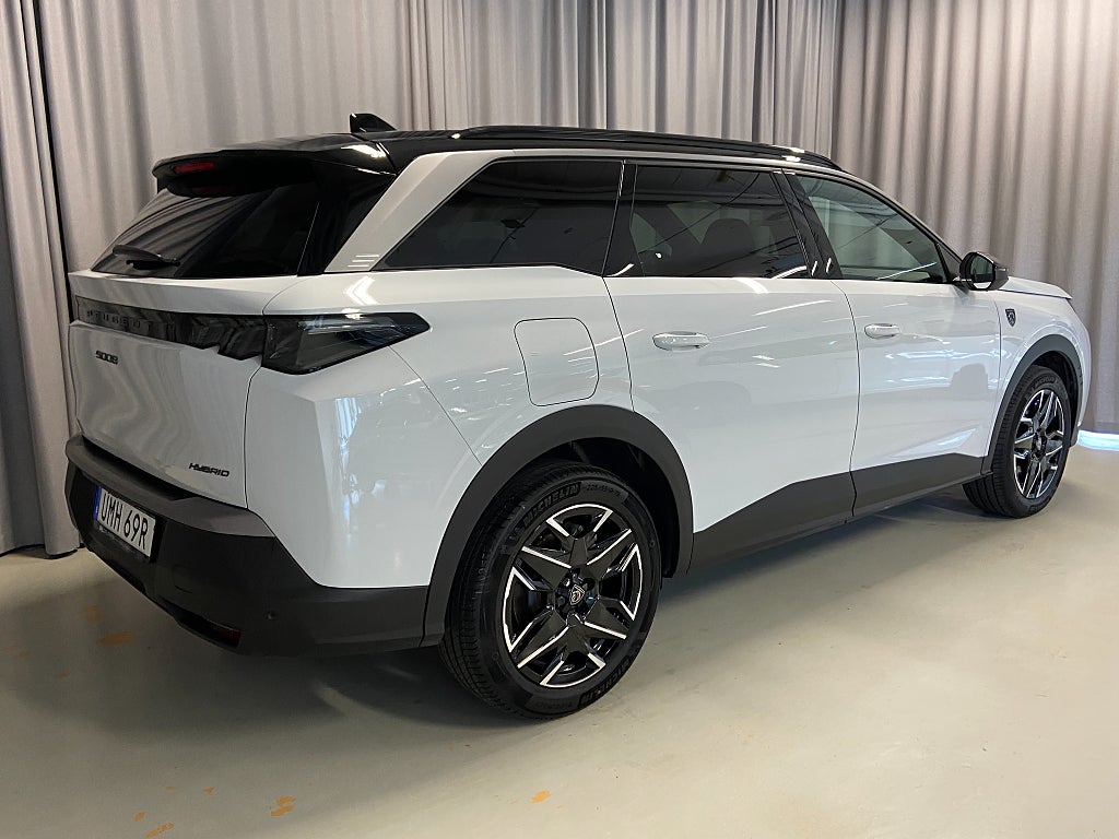 Car Image car-65312-eb94a975c1e161f17f8c1ae65e268df0