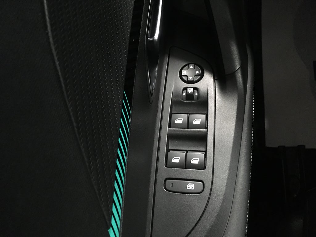 Car Image car-65413-0b4bbb59abc154075a6ad22de60a9cc6